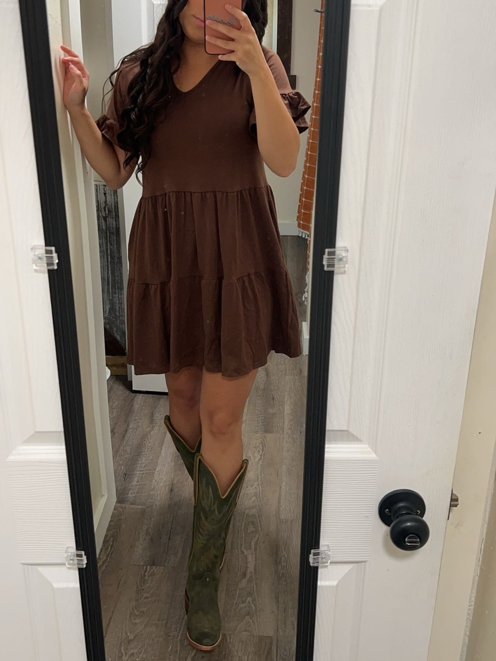 Women’s V-Neck Tiered Short Sleeve Dress - Brown